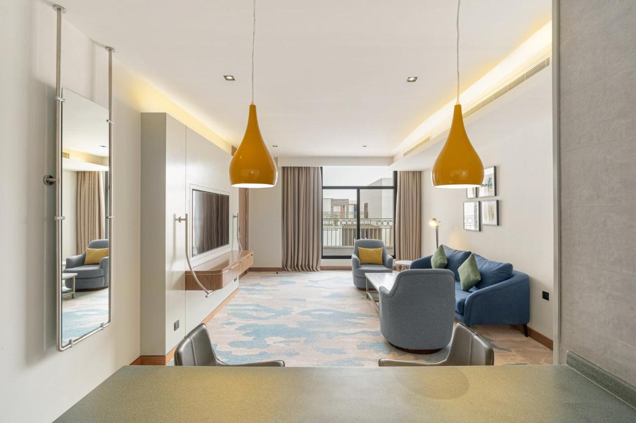 Holiday Inn Riyadh The Business District By Ihg Exterior foto