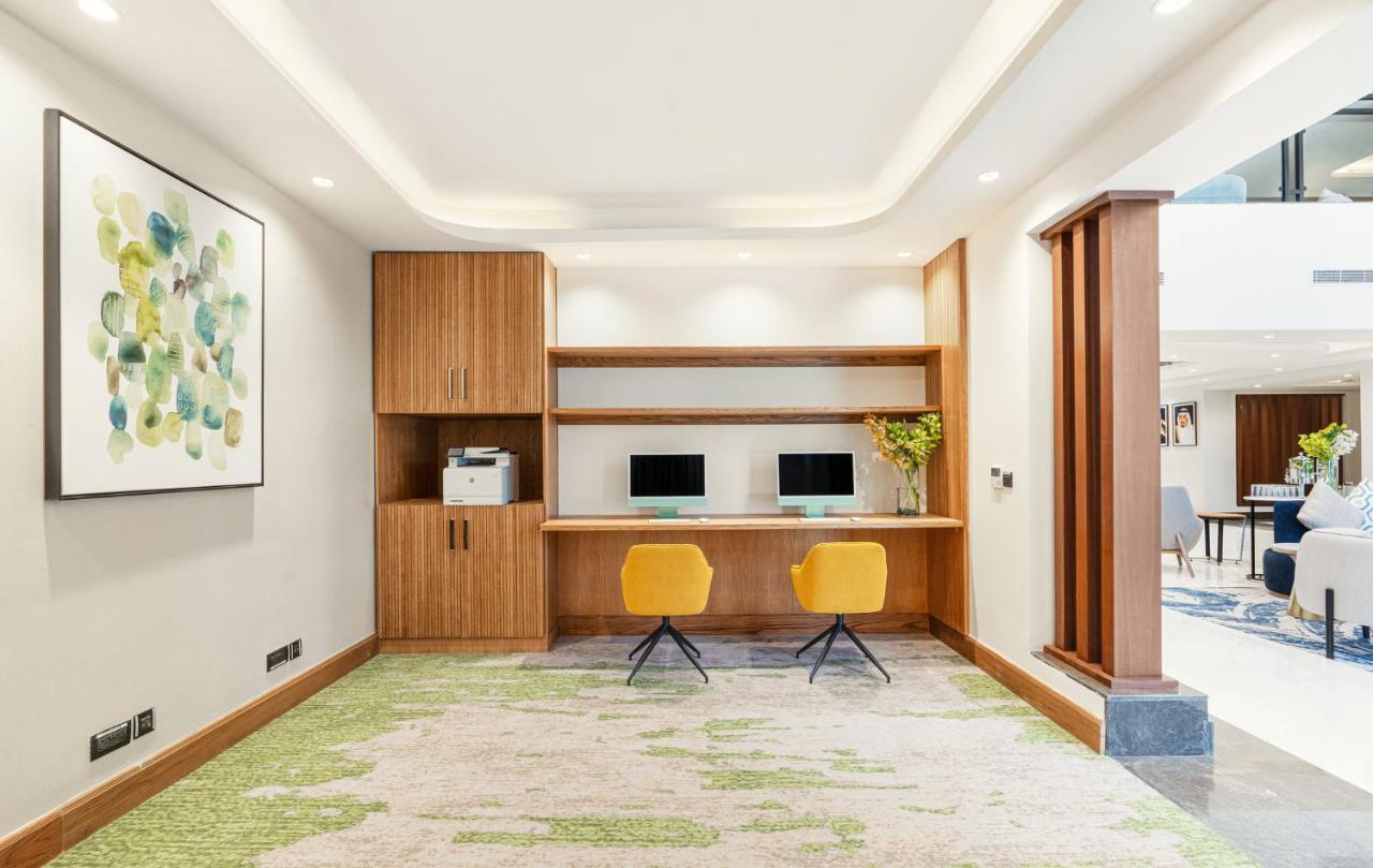 Holiday Inn Riyadh The Business District By Ihg Exterior foto