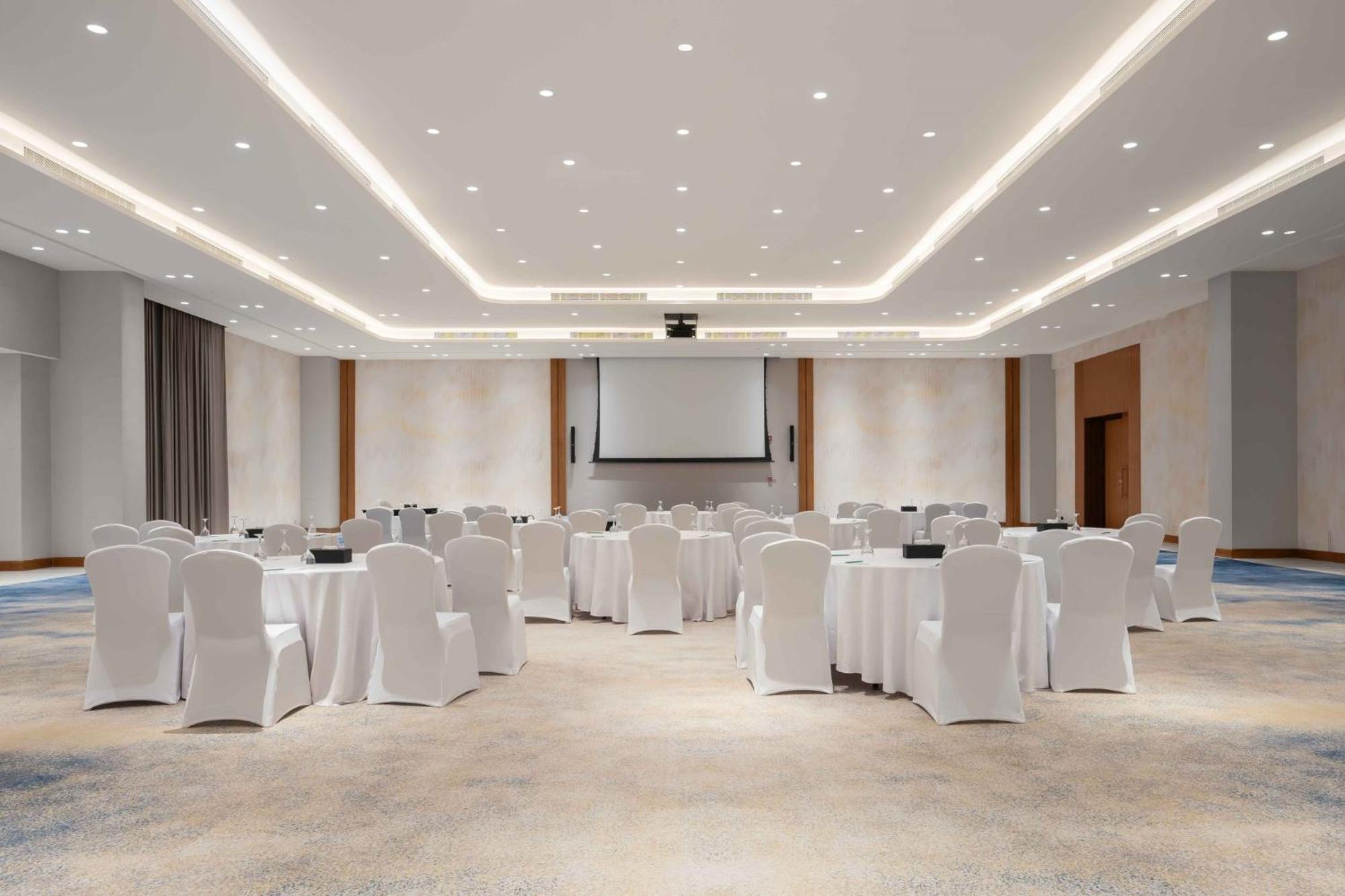 Holiday Inn Riyadh The Business District By Ihg Exterior foto
